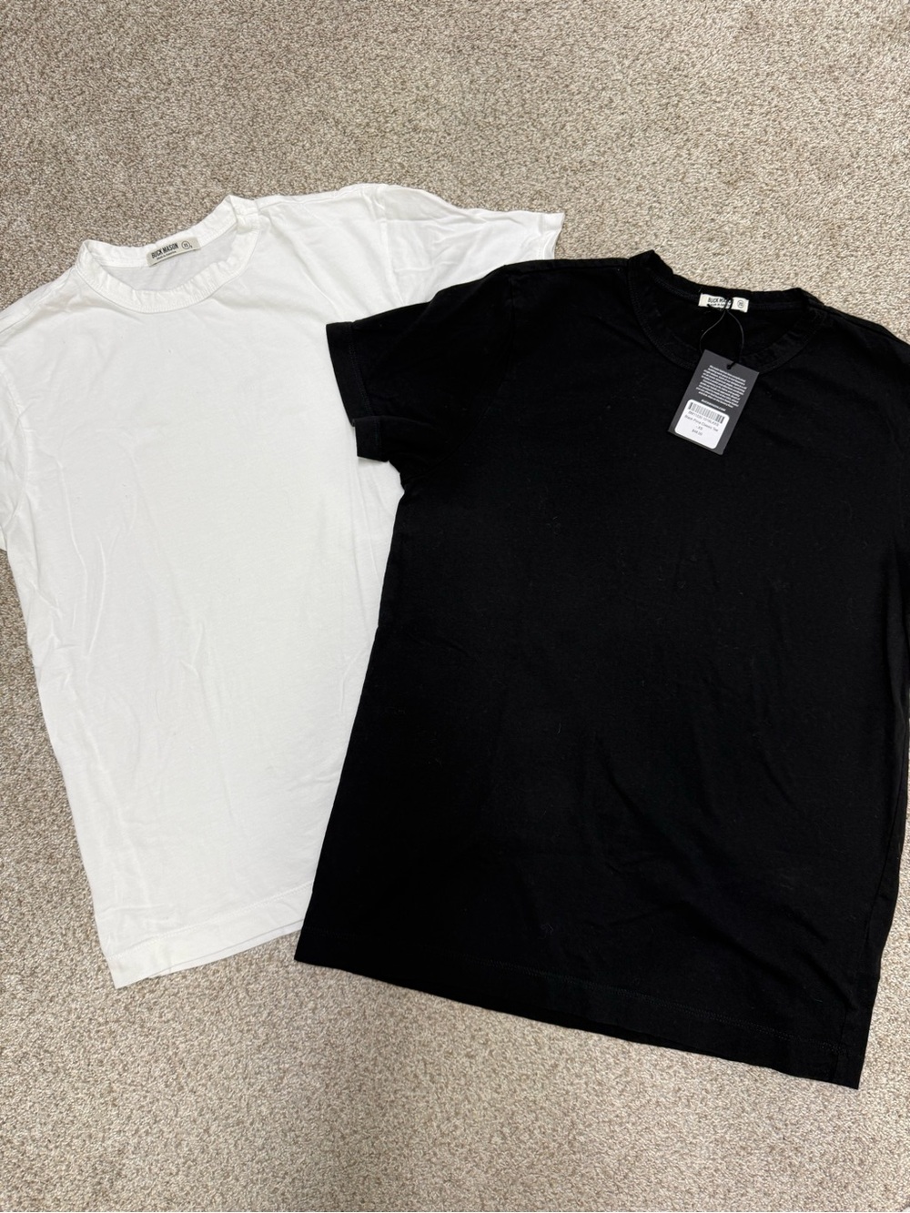 Buck Mason Men's Black & White pima T-Shirts - xs NWT